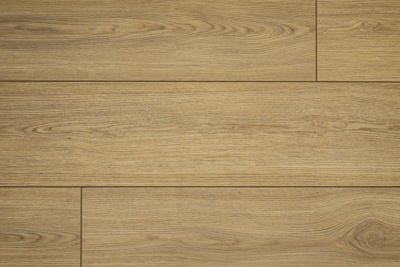 Замковый ламинат 100% натуральный, состоит из осины и березы 50/50, толщина 8 мм., водостойкий (72 часа защиты от воды), 34 класс износостойкости/AC6, ударопрочный. Структура N натуральные поры